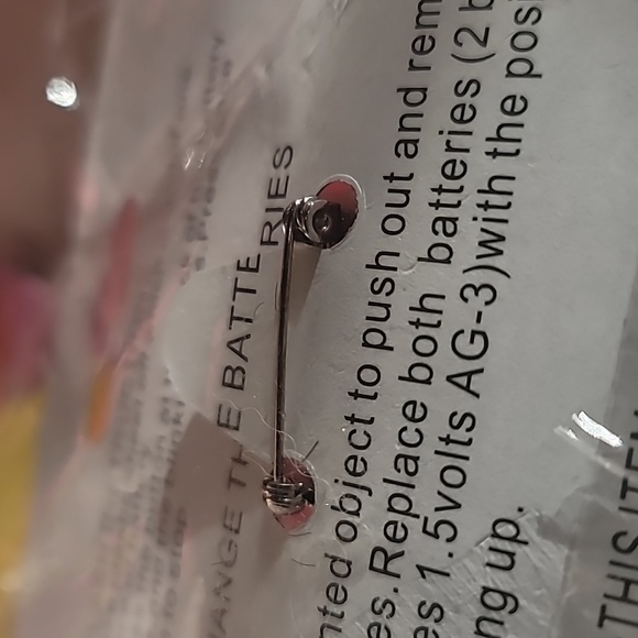 NWOT LOT of 5 Lighting flower brooches. - Picture 9 of 12